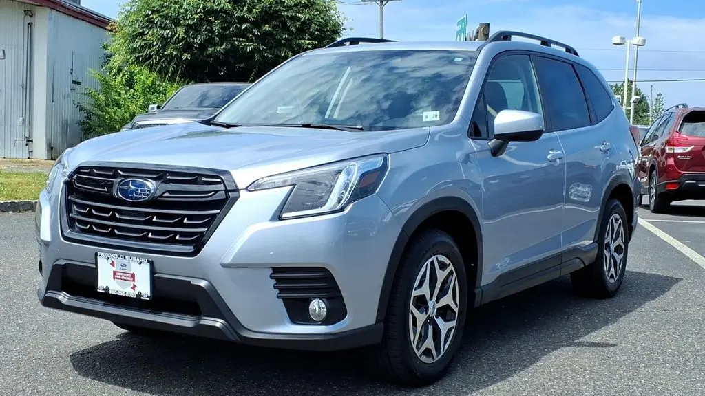 2023 Subaru Forester Premium