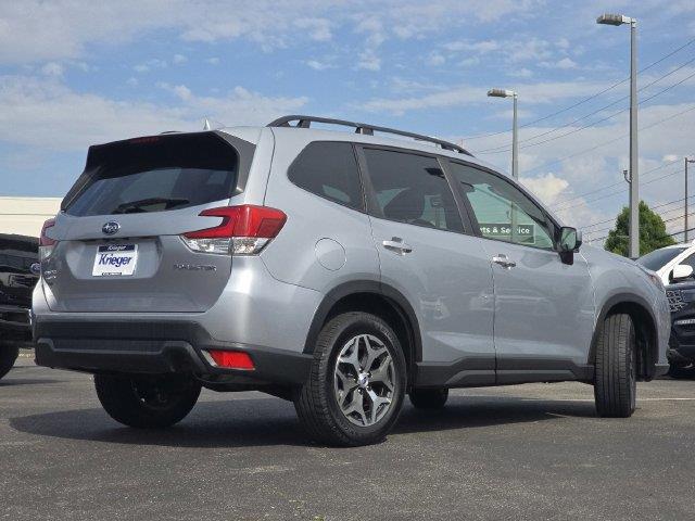2022 Subaru Forester - $21,222