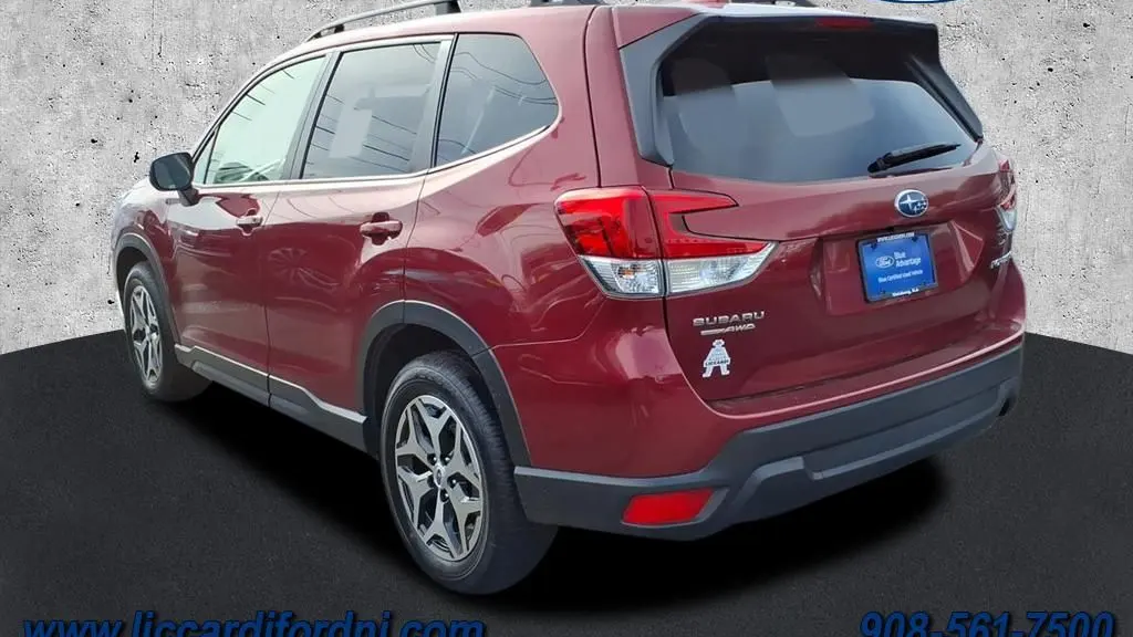 2022 Subaru Forester Premium