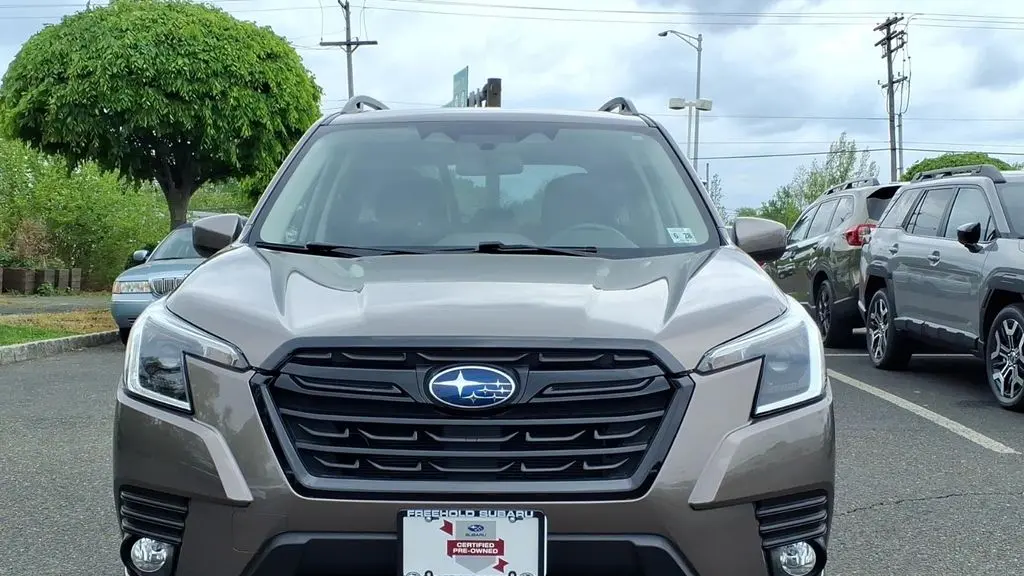 2023 Subaru Forester Premium