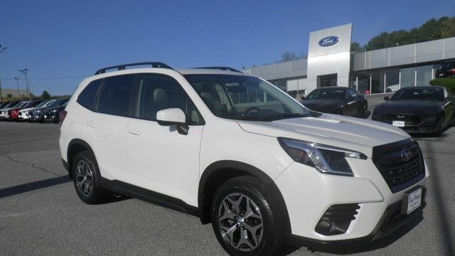 2023 Subaru Forester Premium