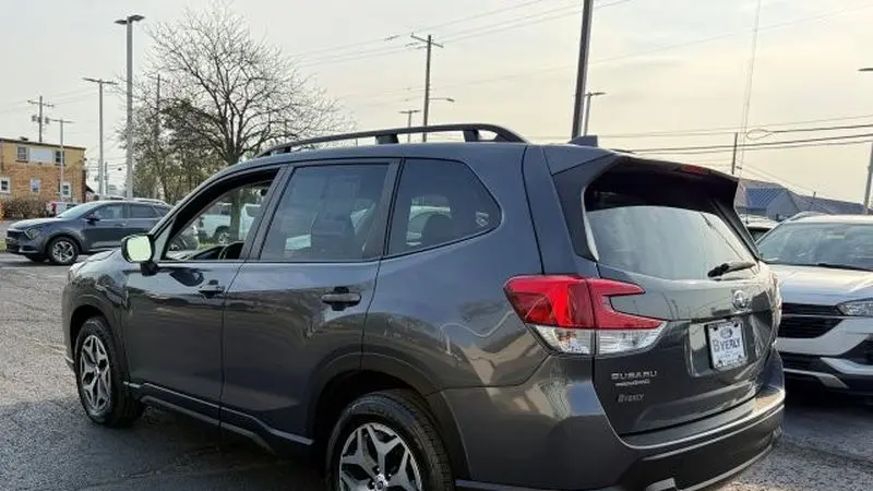 2022 Subaru Forester Premium