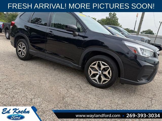 2020 Subaru Forester Premium — photo 1 of 12