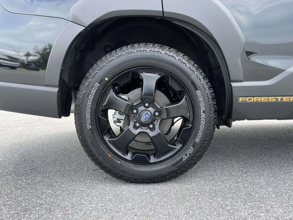 2025 Subaru Forester - $40,100