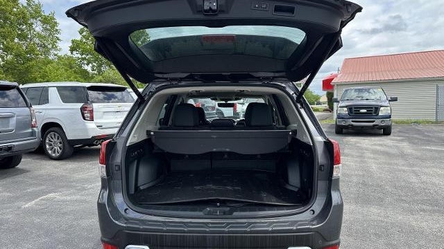2023 Subaru Forester Touring