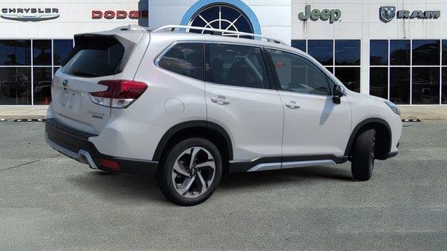 2023 Subaru Forester Touring