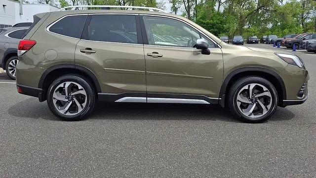 2023 Subaru Forester Touring