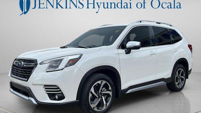 2023 Subaru Forester Touring