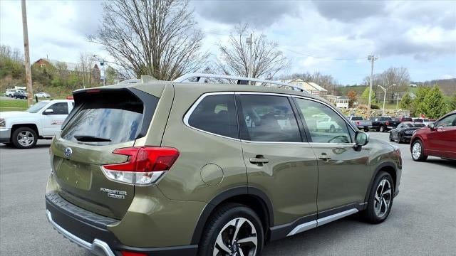 2023 Subaru Forester Touring