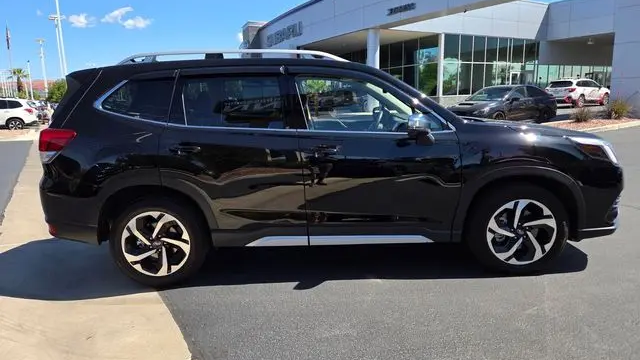 2023 Subaru Forester Touring