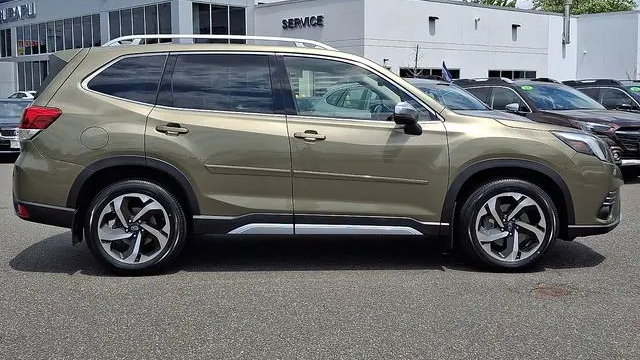 2023 Subaru Forester Touring