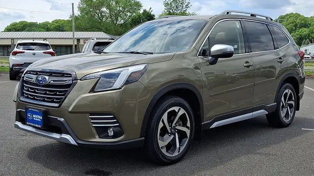 2023 Subaru Forester Touring
