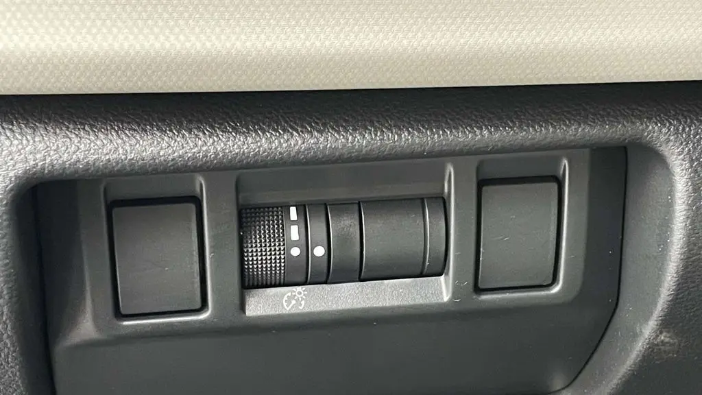2025 Subaru Forester Base