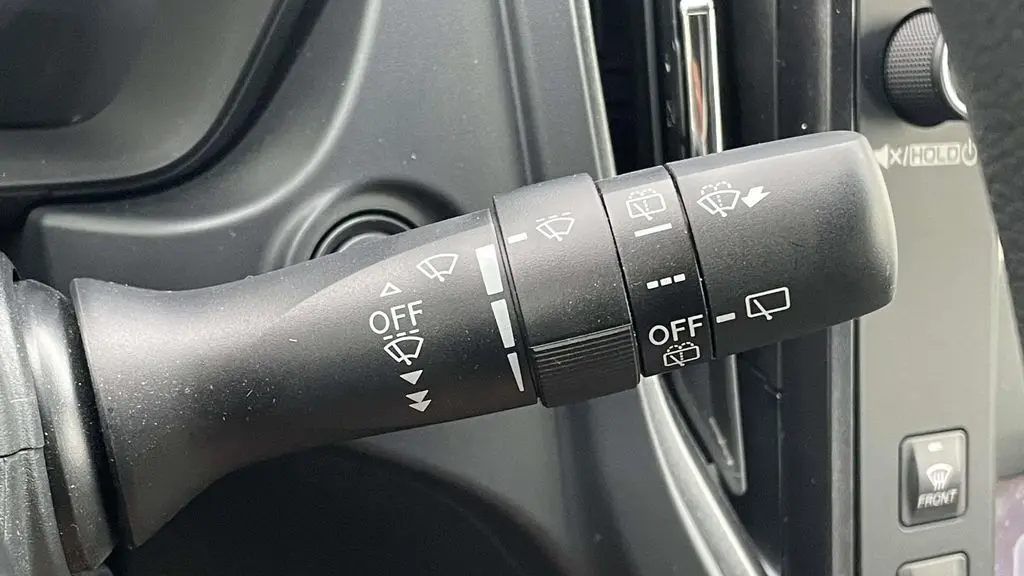 2025 Subaru Forester Base
