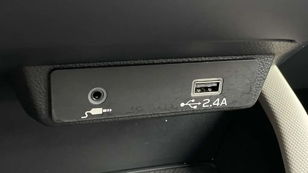 2025 Subaru Forester Base