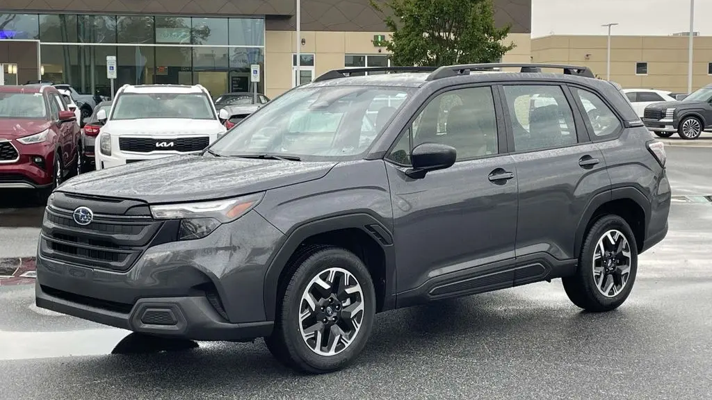 2025 Subaru Forester Base