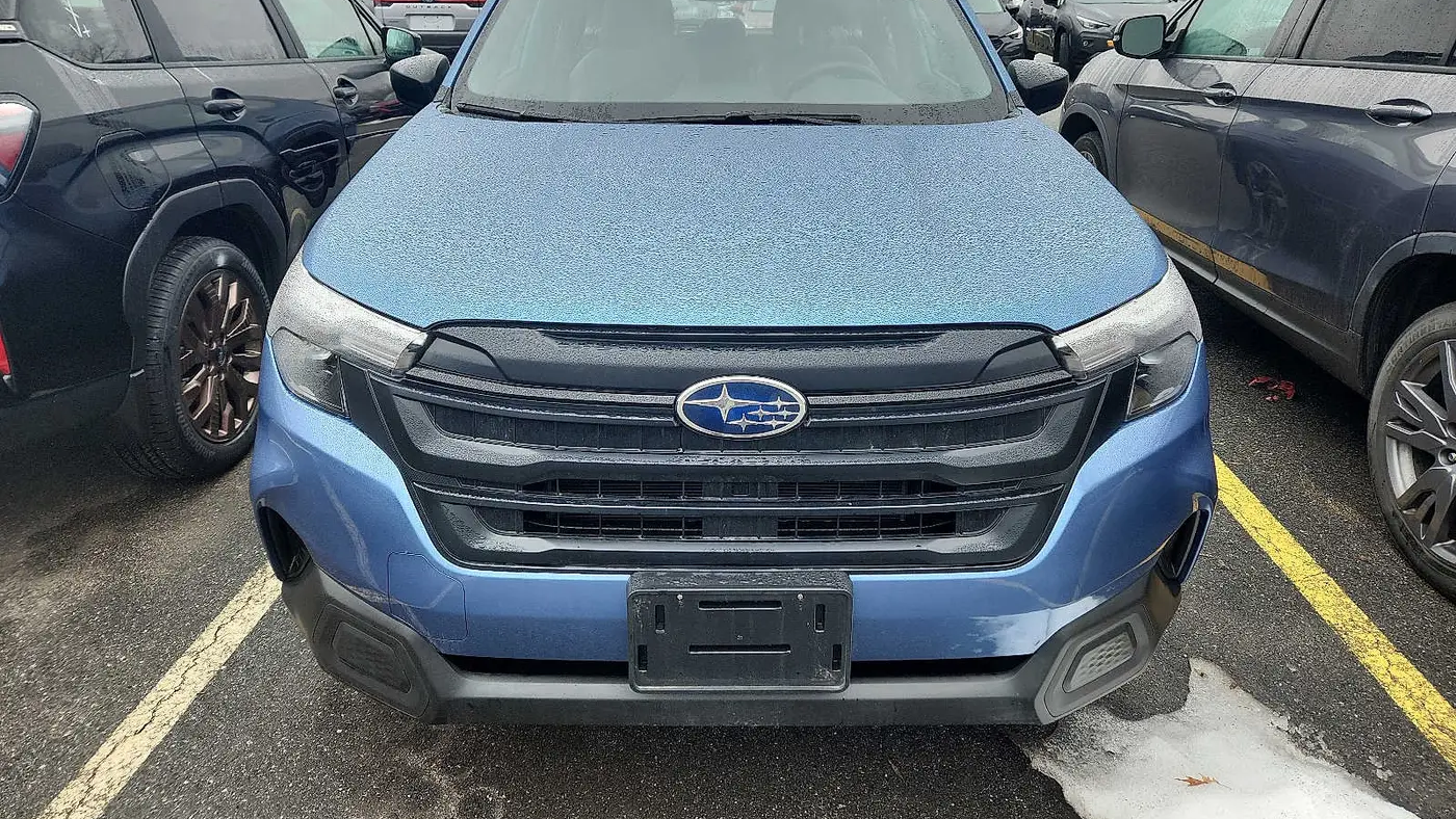 2025 Subaru Forester Base