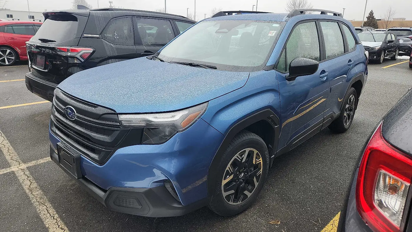 2025 Subaru Forester Base