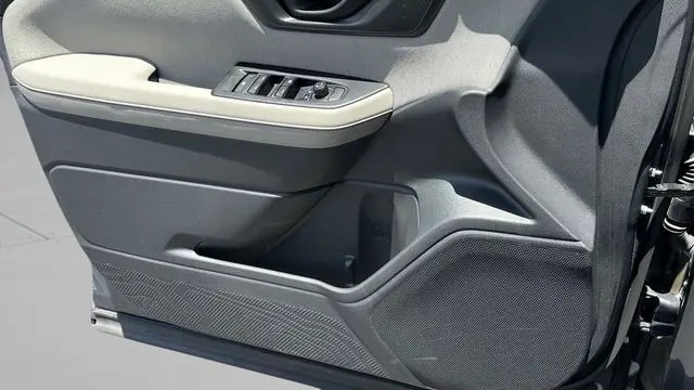 2025 Subaru Forester Base