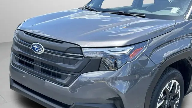 2025 Subaru Forester Base