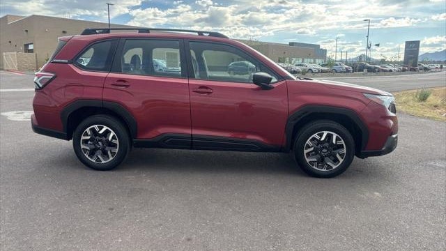2025 Subaru Forester Base