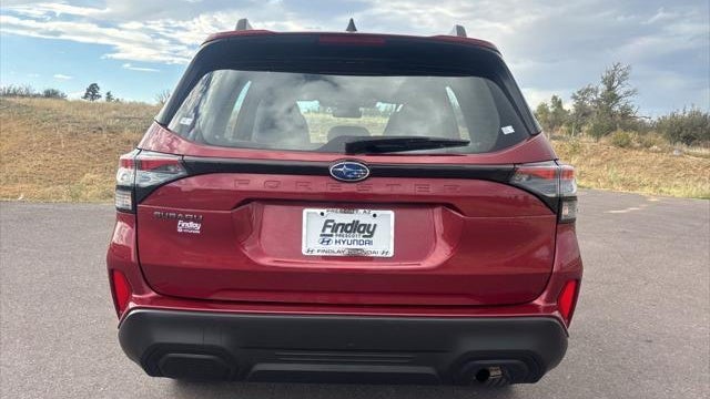 2025 Subaru Forester Base