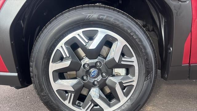 2025 Subaru Forester Base