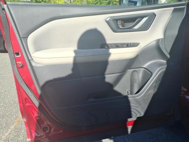 2025 Subaru Forester - $26,995