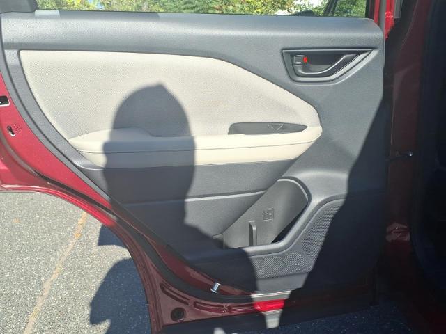 2025 Subaru Forester - $26,995