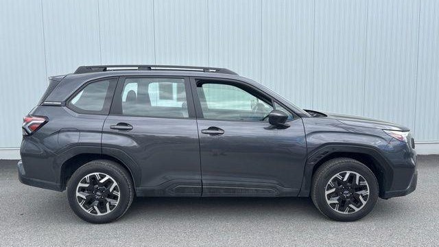 2025 Subaru Forester Base