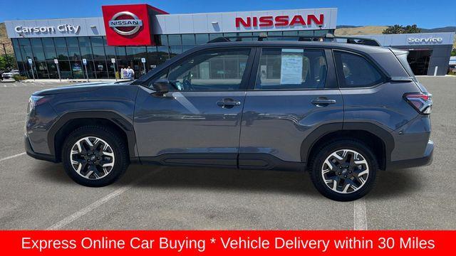 2025 Subaru Forester Base
