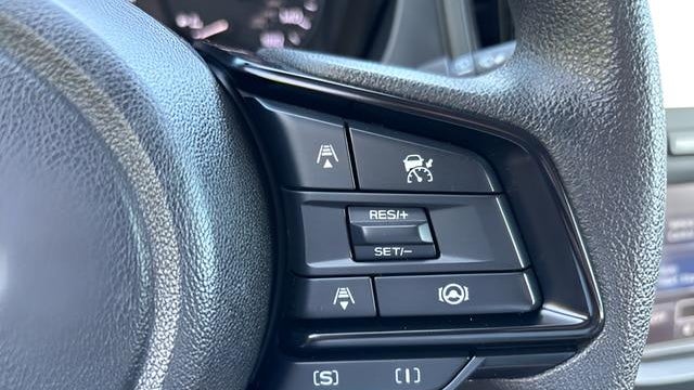 2025 Subaru Forester Base