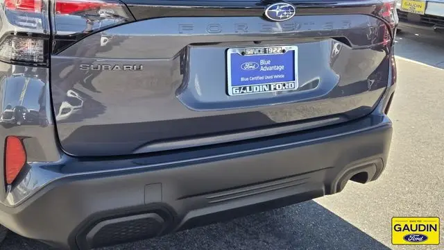 2025 Subaru Forester Base