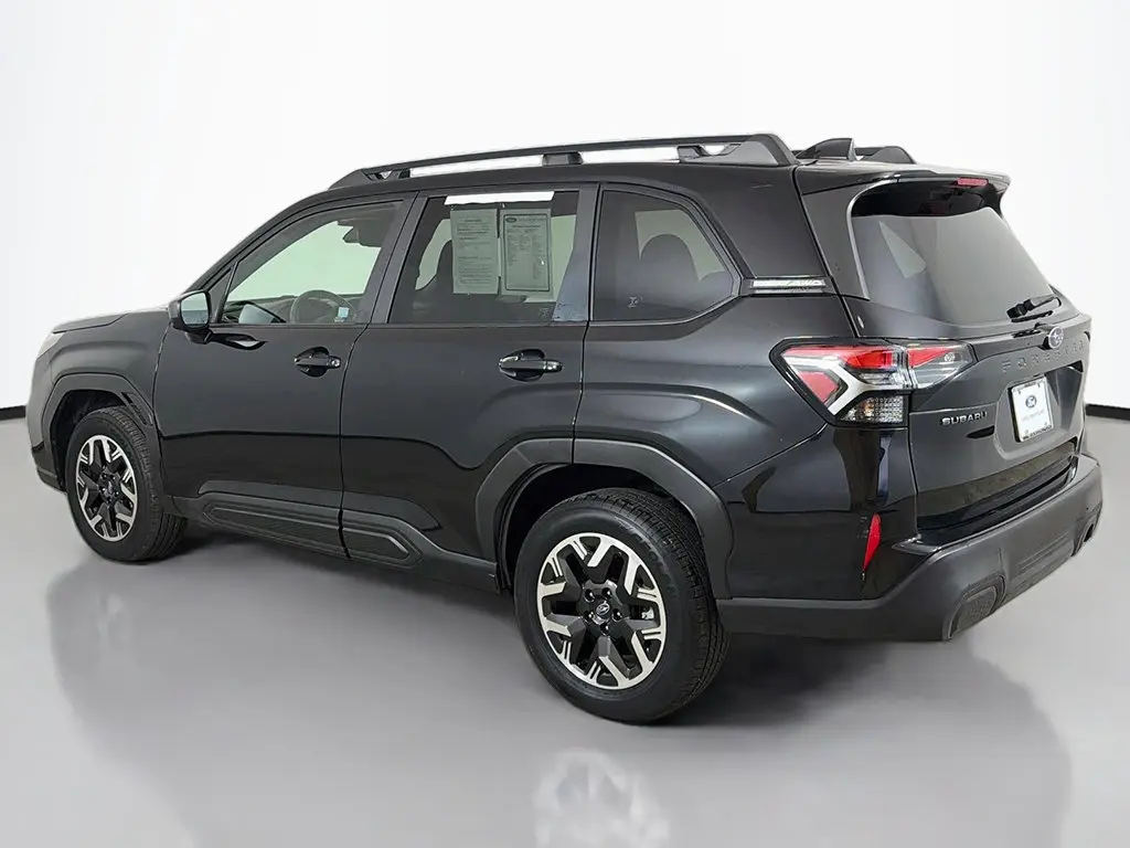 2025 Subaru Forester - $27,179