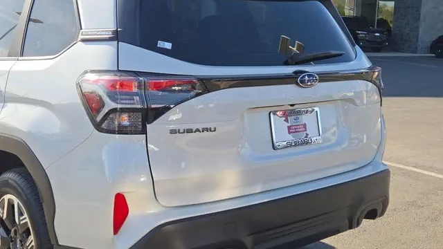 2025 Subaru Forester Premium