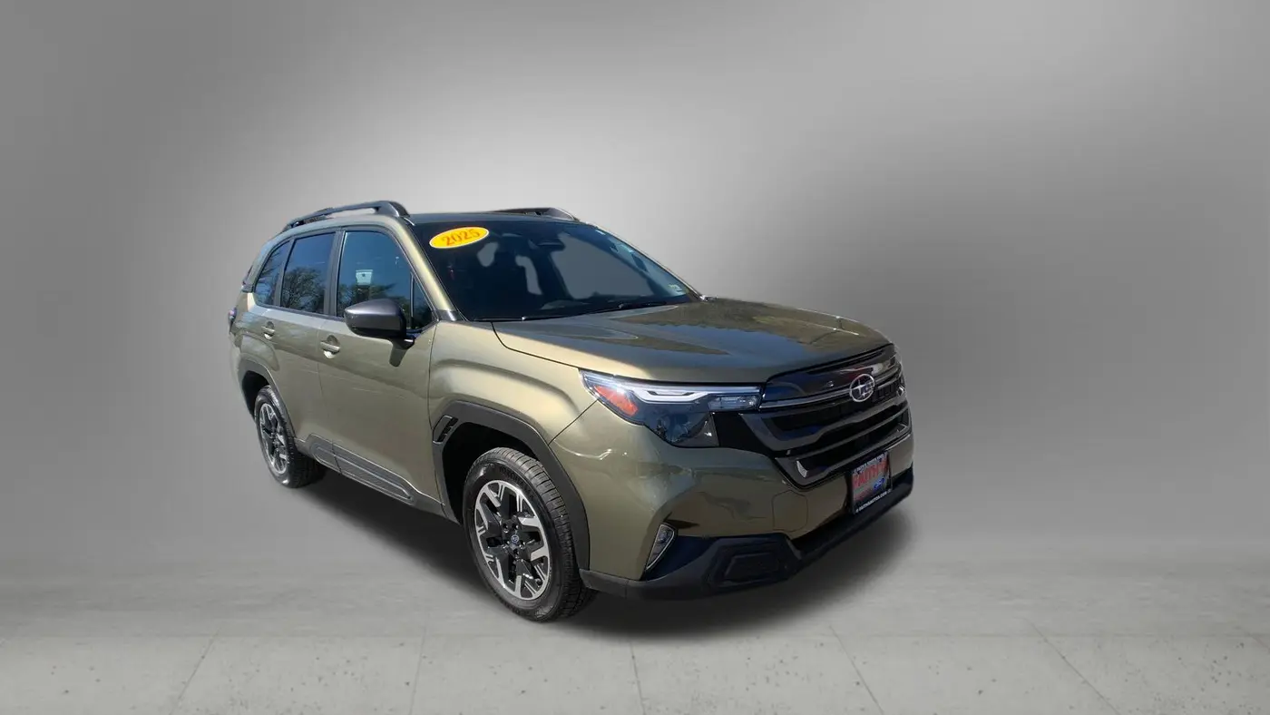 2025 Subaru Forester Premium