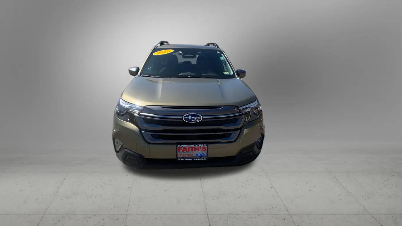 2025 Subaru Forester Premium
