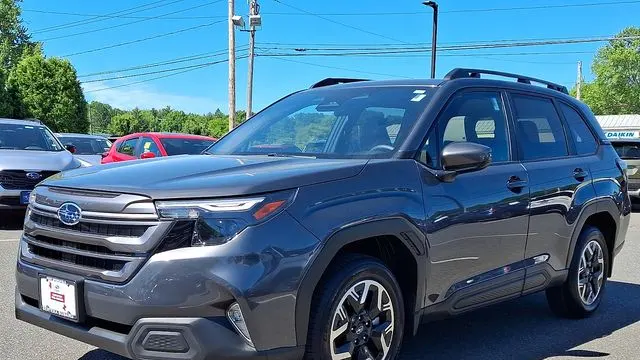 2025 Subaru Forester Premium