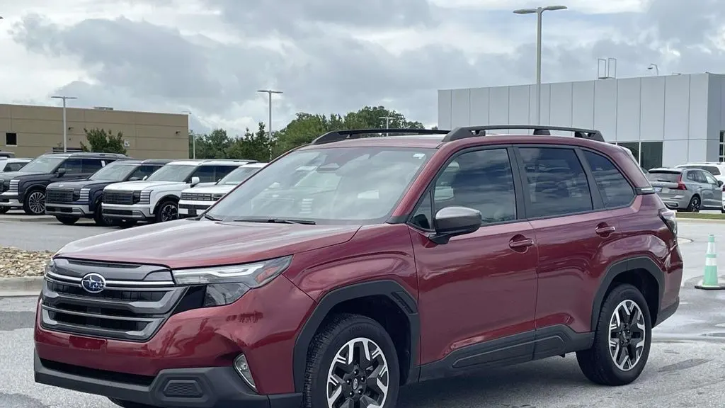 2025 Subaru Forester Premium