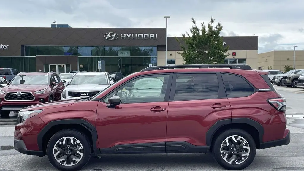 2025 Subaru Forester Premium