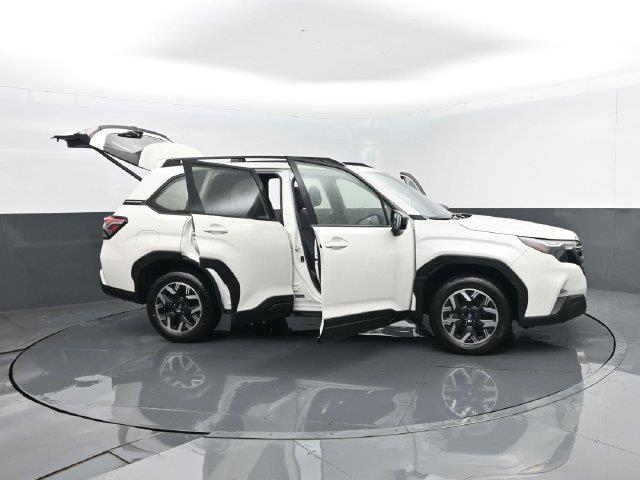 2025 Subaru Forester - $30,279