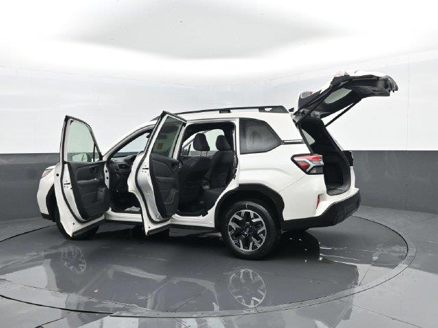2025 Subaru Forester - $30,279