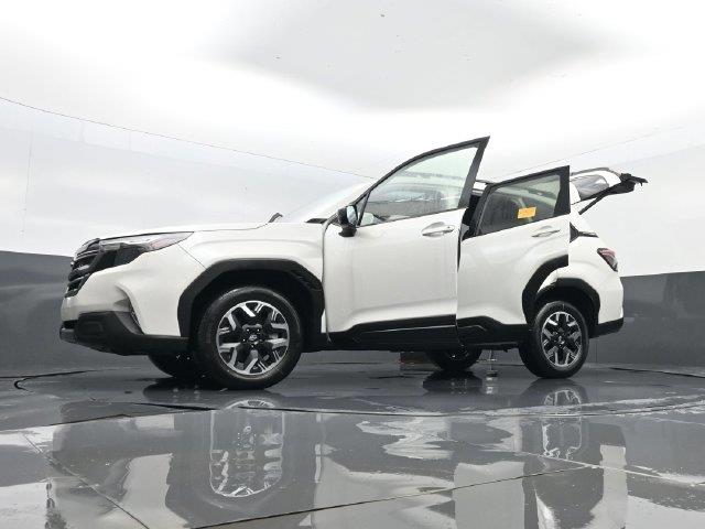2025 Subaru Forester - $30,279