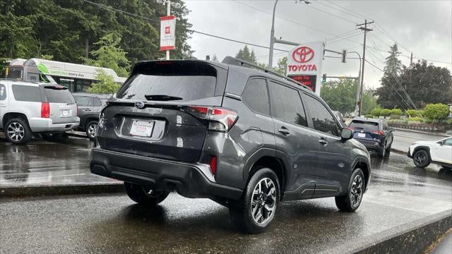 2025 Subaru Forester Premium