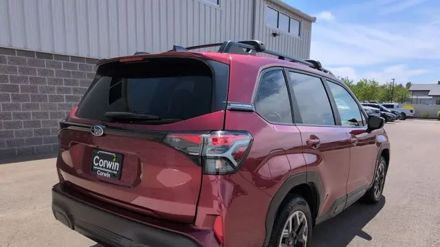 2025 Subaru Forester Premium