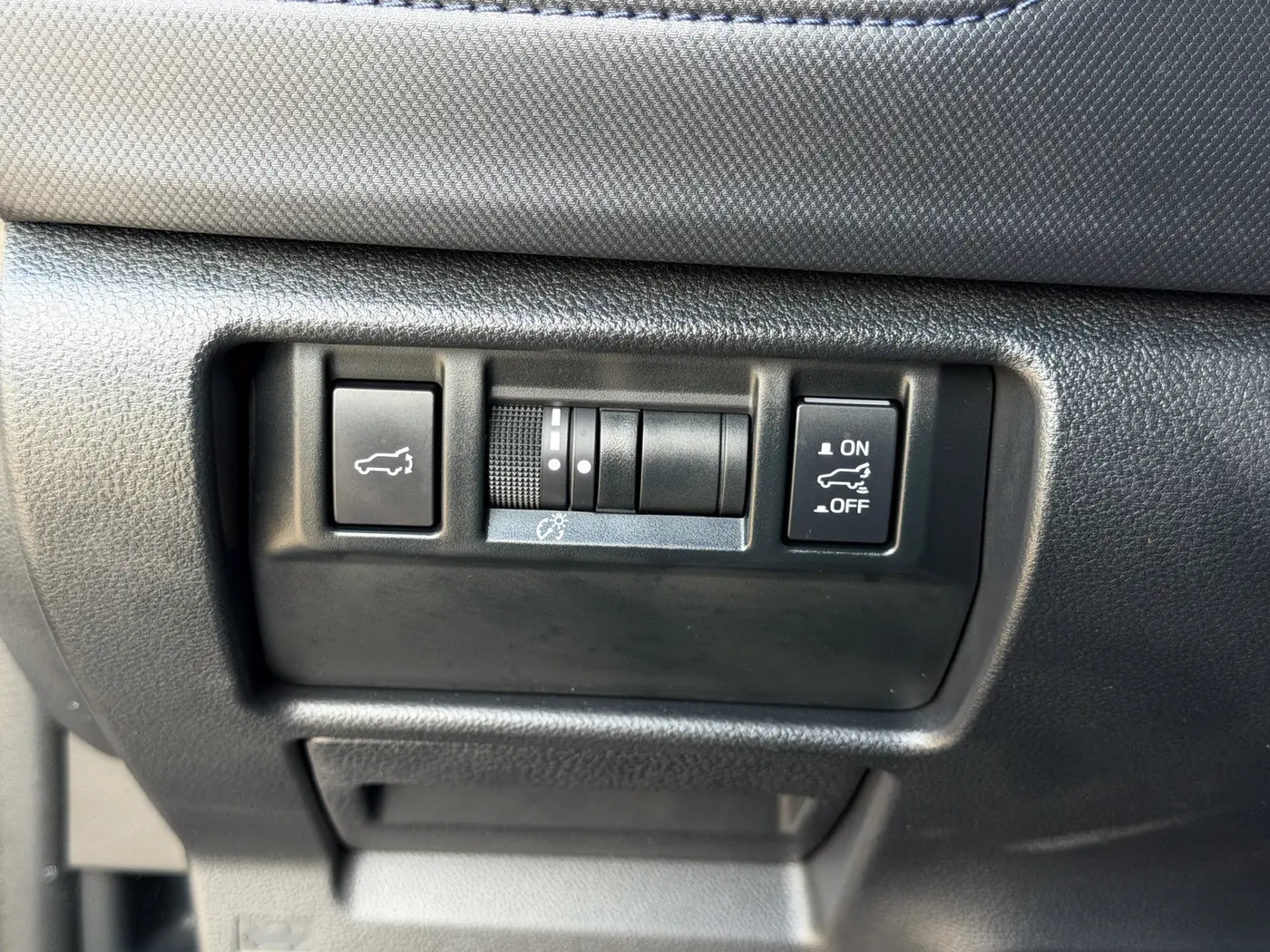 2025 Subaru Forester - $28,800