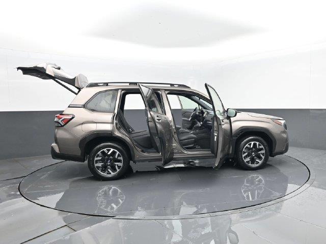 2025 Subaru Forester - $30,422