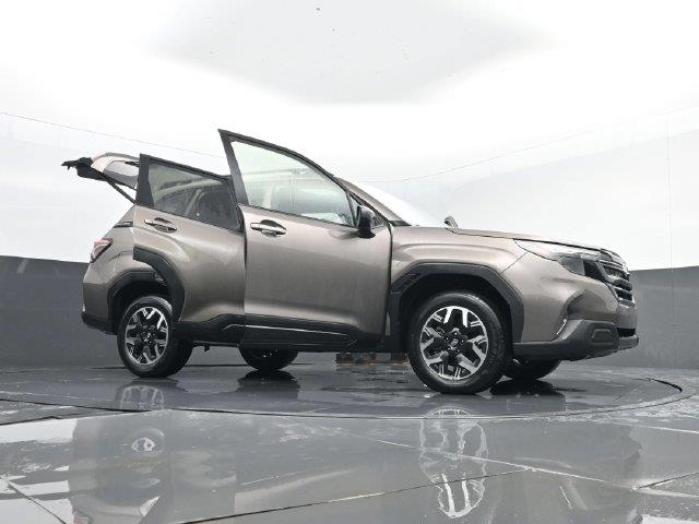 2025 Subaru Forester - $30,422