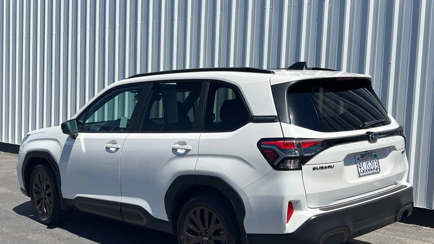 2025 Subaru Forester Sport