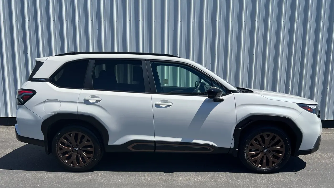 2025 Subaru Forester Sport